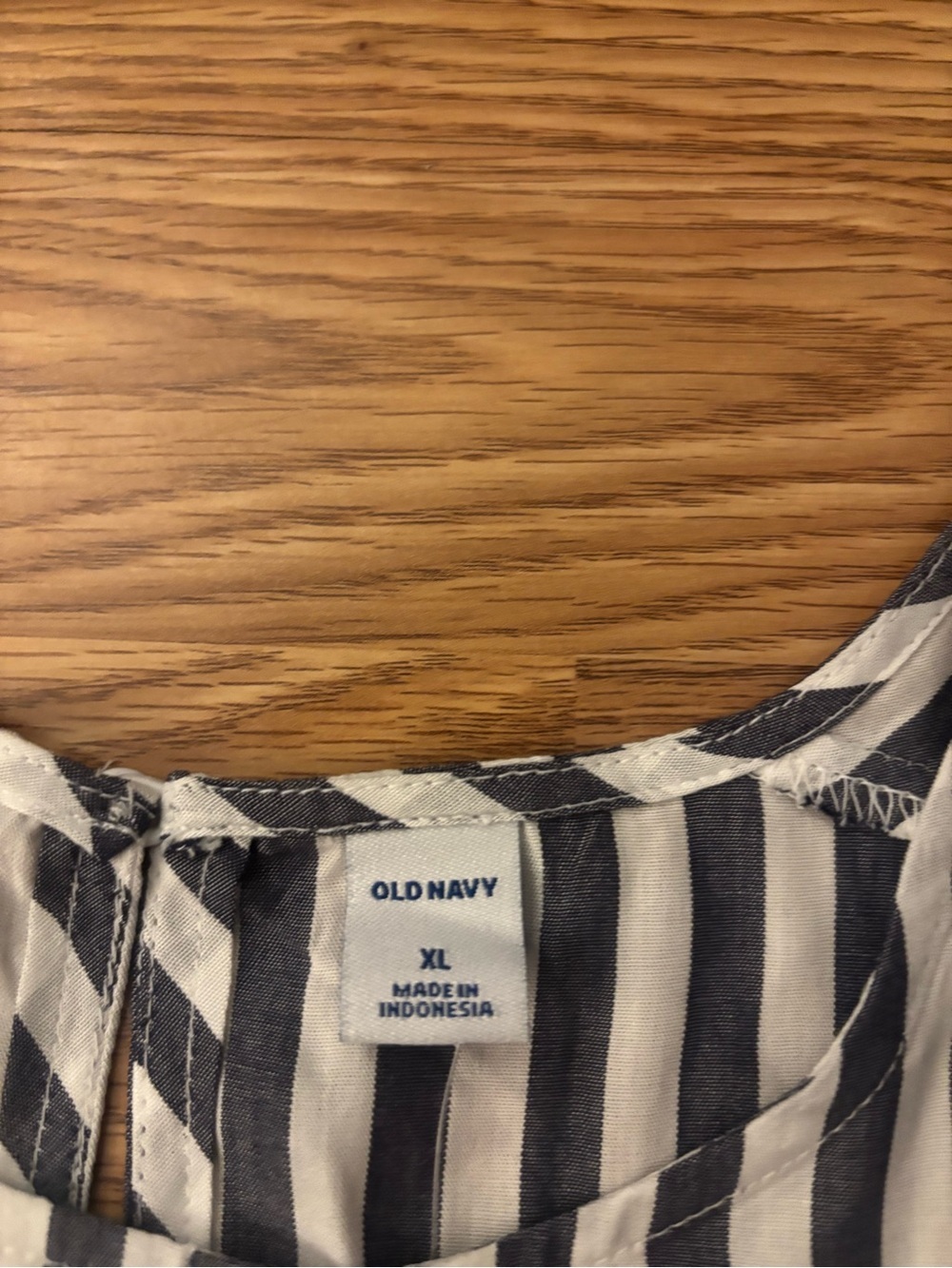 Old Navy Striped Sleeveless Tank Top Size XL - Picture 6 of 7